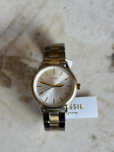 Cargar imagen en el visor de la galería, Reloj para hombre de tres agujas, de acero inoxidable bicolor. Case 44mm.