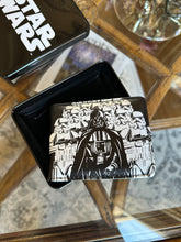 Cargar imagen en el visor de la galería, Billetera para hombre Star Wars, con licencia oficial