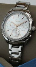Cargar imagen en el visor de la galería, Reloj para mujer, color silver, acero inoxidable, case mediano 34 mm.