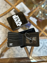 Cargar imagen en el visor de la galería, Billetera para hombre Star Wars, con licencia oficial