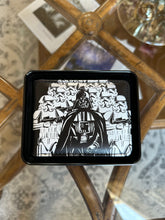 Cargar imagen en el visor de la galería, Billetera para hombre Star Wars, con licencia oficial