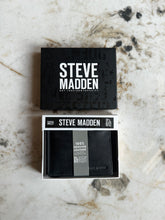 Cargar imagen en el visor de la galería, Billetera de cuero para hombre, color negro, marca Steve Maden
