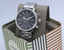 Cargar imagen en el visor de la galería, Reloj para hombre multifunción, esfera negra y pulsera de acero inoxidable plateado. Caja de 42 mm.