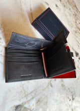 Cargar imagen en el visor de la galería, Billetera de cuero para hombre, color marrón oscuro, marca Tommy Hilfiger