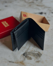 Cargar imagen en el visor de la galería, Billetera de cuero para hombre Levi’s