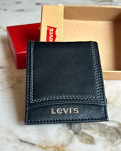 Cargar imagen en el visor de la galería, Billetera de cuero para hombre Levi’s