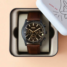 Cargar imagen en el visor de la galería, Reloj para hombre, color negro, acero inoxidable, con manilla de cuero color marrón. Case grande 44mm.