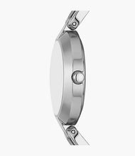 Cargar imagen en el visor de la galería, Reloj para mujer, color silver, acero inoxidable, case mediano 32 mm.