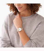 Cargar imagen en el visor de la galería, Reloj para mujer en dos tonos: silver y rose gold, acero inoxidable, con esfera color silver. Case mediano 38mm.