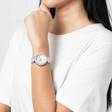 Cargar imagen en el visor de la galería, Reloj para mujer color silver, acero inoxidable, con dial color rosa madre perla. Case mediano 34mm.