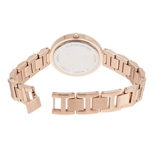 Cargar imagen en el visor de la galería, Reloj para mujer color rose gold, acero inoxidable, con dial color rose gold. Case mediano 34mm.