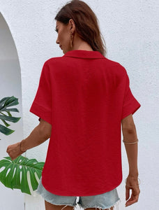 Blusa oversize cuello camisa color rojo talla XS