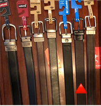 Cargar imagen en el visor de la galería, Cinturones reversibles para hombre talla XL (42-44)
