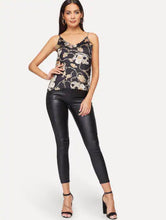 Cargar imagen en el visor de la galería, Blusa tipo solera talla M (Shein Premium)