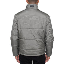 Cargar imagen en el visor de la galería, Chaqueta camo print, con capucha, Kenneth Cole tallas XL y 2XL