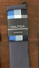 Cargar imagen en el visor de la galería, Set corbata y pañuelo Little black tie, Isaac Mizrahi y Nautica
