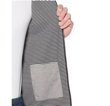 Cargar imagen en el visor de la galería, Chaqueta cortavientos, con capucha, marca Penguin talla L