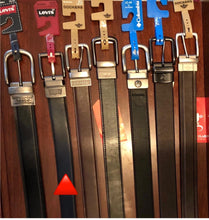 Cargar imagen en el visor de la galería, Cinturones reversibles para hombre talla XL (42-44)
