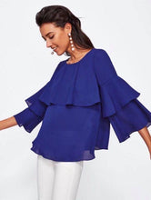 Cargar imagen en el visor de la galería, Blusa mangas campana talla S (Shein Premium)