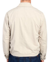 Cargar imagen en el visor de la galería, Chaqueta liviana para hombre IZOD talla 2XL