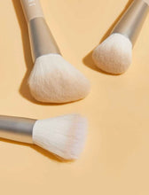 Cargar imagen en el visor de la galería, Juego de brochas para el rostro, con estuche