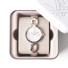 Cargar imagen en el visor de la galería, Reloj para mujer, dos tonos silver &amp; gold, acero inoxidable, case mediano 32 mm.

