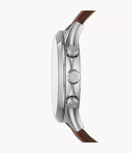 Cargar imagen en el visor de la galería, Reloj para hombre multifunción, esfera color crema satinada y correa de cuero marrón. Caja de acero inoxidable plateado de 44 mm.
