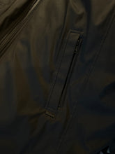 Cargar imagen en el visor de la galería, Chaqueta de invierno a prueba de agua, para hombre, marca Calvin Klein color negro talla 3XL
