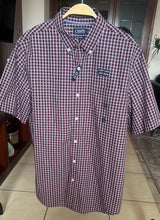 Cargar imagen en el visor de la galería, Camisa mangas cortas CHAPS tallas L y XL
