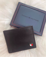 Billetera de cuero, color negro, marca Tommy Hilfiger