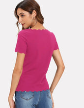 Cargar imagen en el visor de la galería, Blusa color fucsia talla S (Shein Premium)
