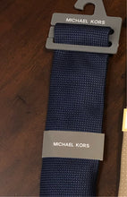 Cargar imagen en el visor de la galería, Corbatas Michael Kors
