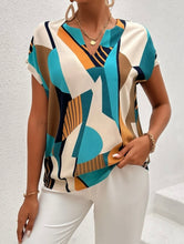 Cargar imagen en el visor de la galería, Blusa con estampado geométrico talla XL  (Shein Premium)
