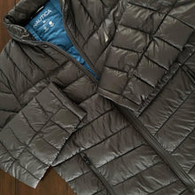 Cargar imagen en el visor de la galería, Chaqueta para hombre Nautica talla XL color gris oscuro
