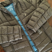 Cargar imagen en el visor de la galería, Chaqueta para hombre Nautica talla XL color gris oscuro
