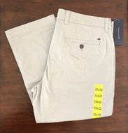Pantalón Tommy Hilfiger talla 32x32