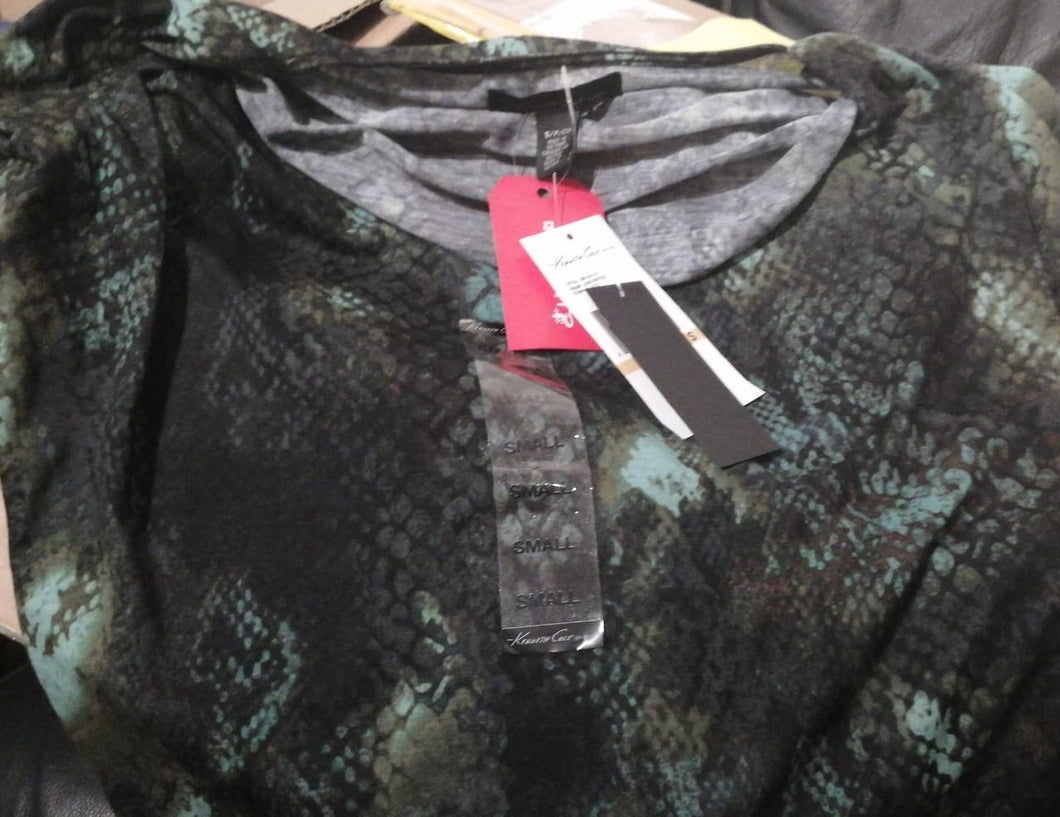 Blusa Kenneth Cole animal print talla S